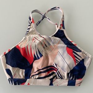 Athleta Bathing Suit Top size 34D/DD